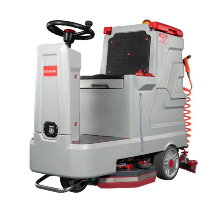 昆明坦洁全自动驾驶式洗地机X600