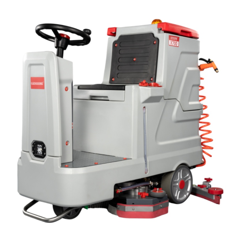 昆明坦洁全自动驾驶式洗地机X700